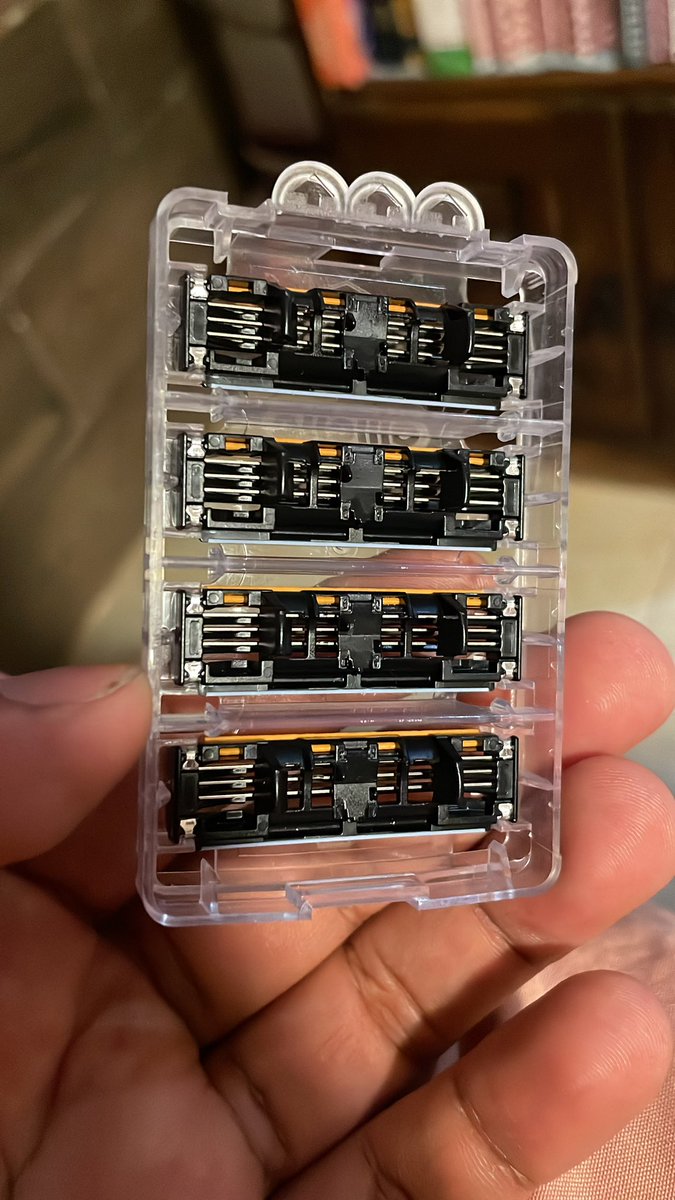 Issac Colli tweet media