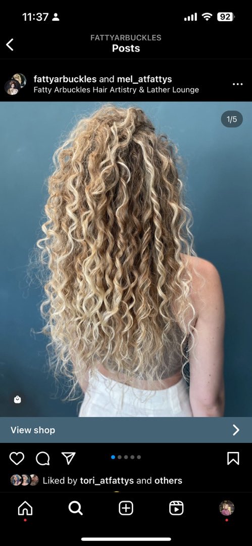 maaari_mo's tweet photo. I work at hair salon in Perth. With 10 years in this industry. Looking for a cutting model to improve my skills. Must have great curly hair. Location would be easy to access in East Perth. https://t.co/hjPV7Gd0u4