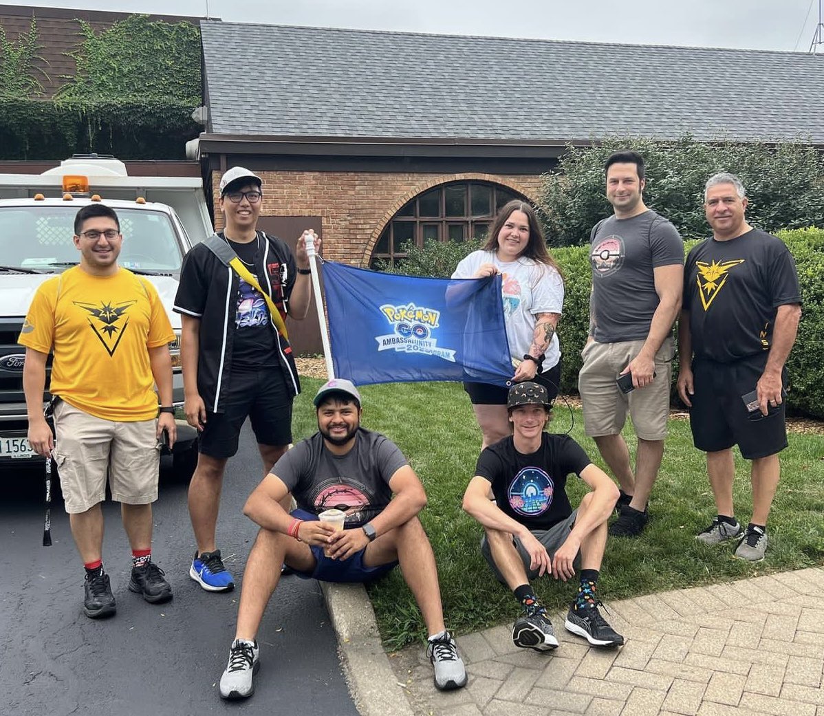 Solivanti13's tweet photo. I had such a fun day with my #pogofam lots of laughs and some shinies caught. Unfortunately still no ๐ฏ Groudon. Canโt wait to do it all again tomorrow โค๏ธ #PokemonGOFest2023 #pokemogo #PokemonGOfriends #shinypokemon #communityAmbassadors #sweatypogo https://t.co/Z6r4pwdniz