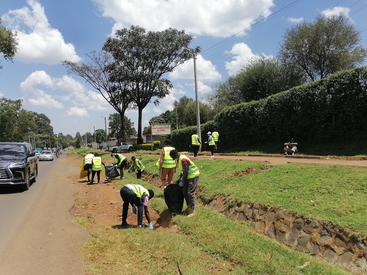 Asbel Kemboi. (@asbelkemboi7) on Twitter photo Together we can make a positive impact on the environment. By practicing recycling, reducing waste,conserving energy, and planting trees,we can create a cleaner and healthier world for current and future generations.<a href="/NetForCommDev/">Network For Community Development-Kenya(NCD)</a> @EquityAfia <a href="/Nandi029/">County Government of Nandi</a> <a href="/KobujoiCFA/">KobujoiCFA</a> <a href="/LetsDoItKenya/">#WorldCleanUpDayKenya</a> Together we can make a positive impact on the environment. By practicing recycling, reducing waste,conserving energy, and planting trees,we can create a cleaner and healthier world for current and future generations.<a href="/NetForCommDev/">Network For Community Development-Kenya(NCD)</a> @EquityAfia <a href="/Nandi029/">County Government of Nandi</a> <a href="/KobujoiCFA/">KobujoiCFA</a> <a href="/LetsDoItKenya/">#WorldCleanUpDayKenya</a>