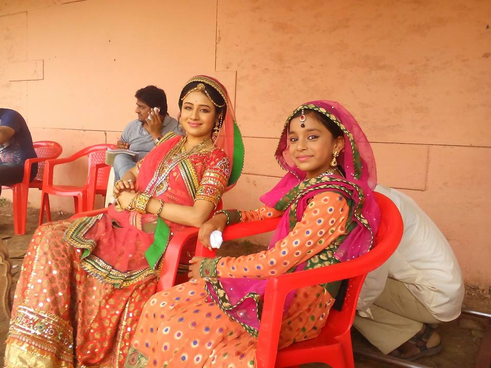 papatouqeer's tweet photo. SUMBUL's Journey.... 2013 se
1, Indias Dancing Superstar (starplus) tv round
2, Hindustan ka Big Star (bigmagic) finalist
3, AkbarBirbal(big magic) aka rani
4, Jodha Akbar (Zeetv) aka Mahtab
5,Astha (sahara one) aka gudiya
6,baalveer (sabtv)aka Gungun
7,Ganga (colorstv)aka Neha https://t.co/xO8pqBhw80