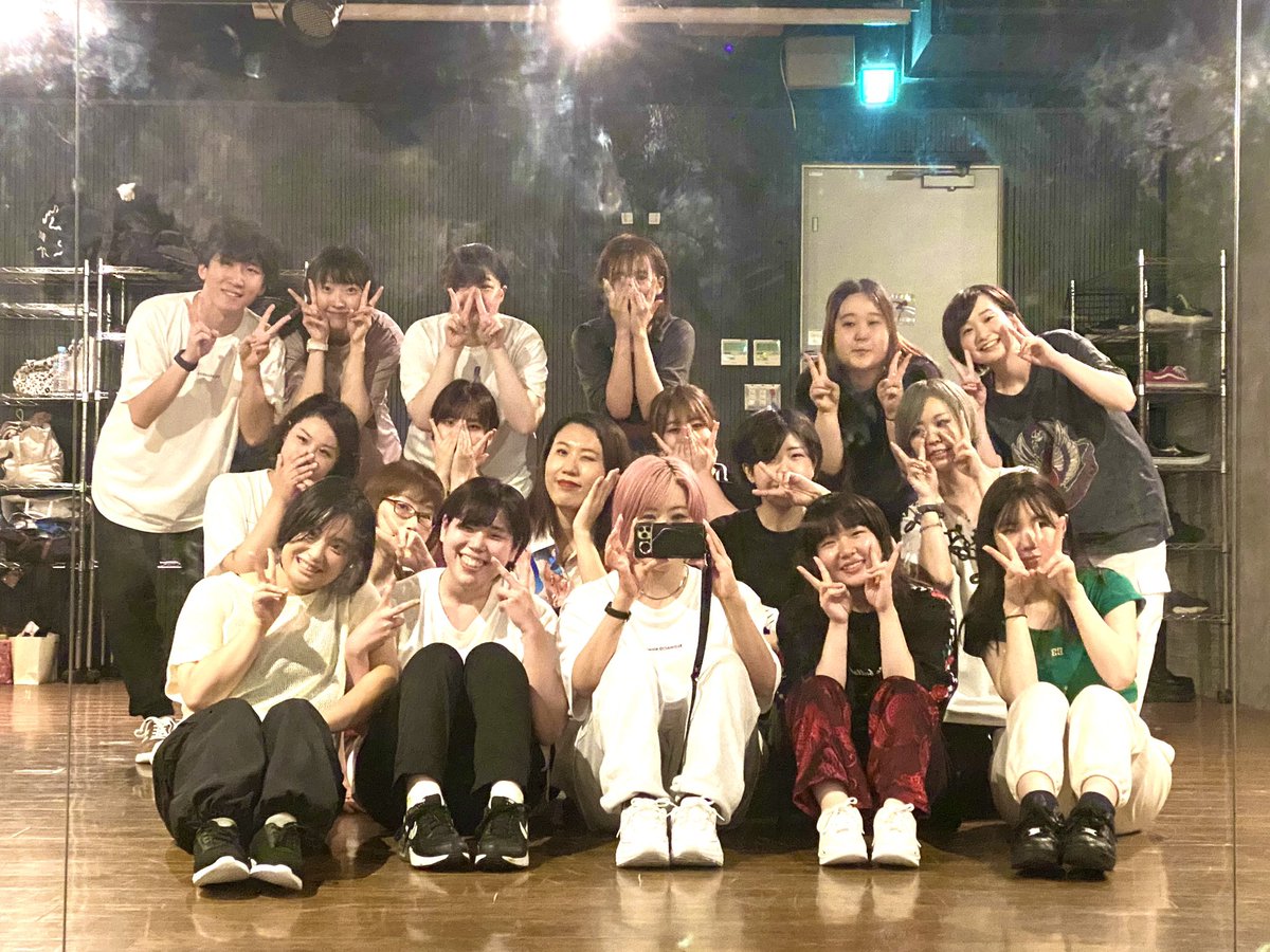 WSmiume's tweet photo. 追加大阪WSありがとうございました〜☺️✨普段よりかなりハイペースで振り落とししたの大変だったと思いますがついてこれる人も多くてさすがでした😊👍大阪ちょこちょこ来れたらいいなと思っているのでその際はまた参加お待ちしております❣️ナイスゥ〜！！ https://t.co/kYYW5KgQP9