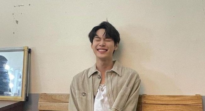 Doyoung nct lokal au
- Few Tweets AU