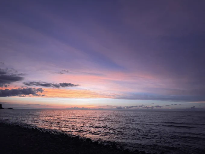 海のグラデーション 染まる空