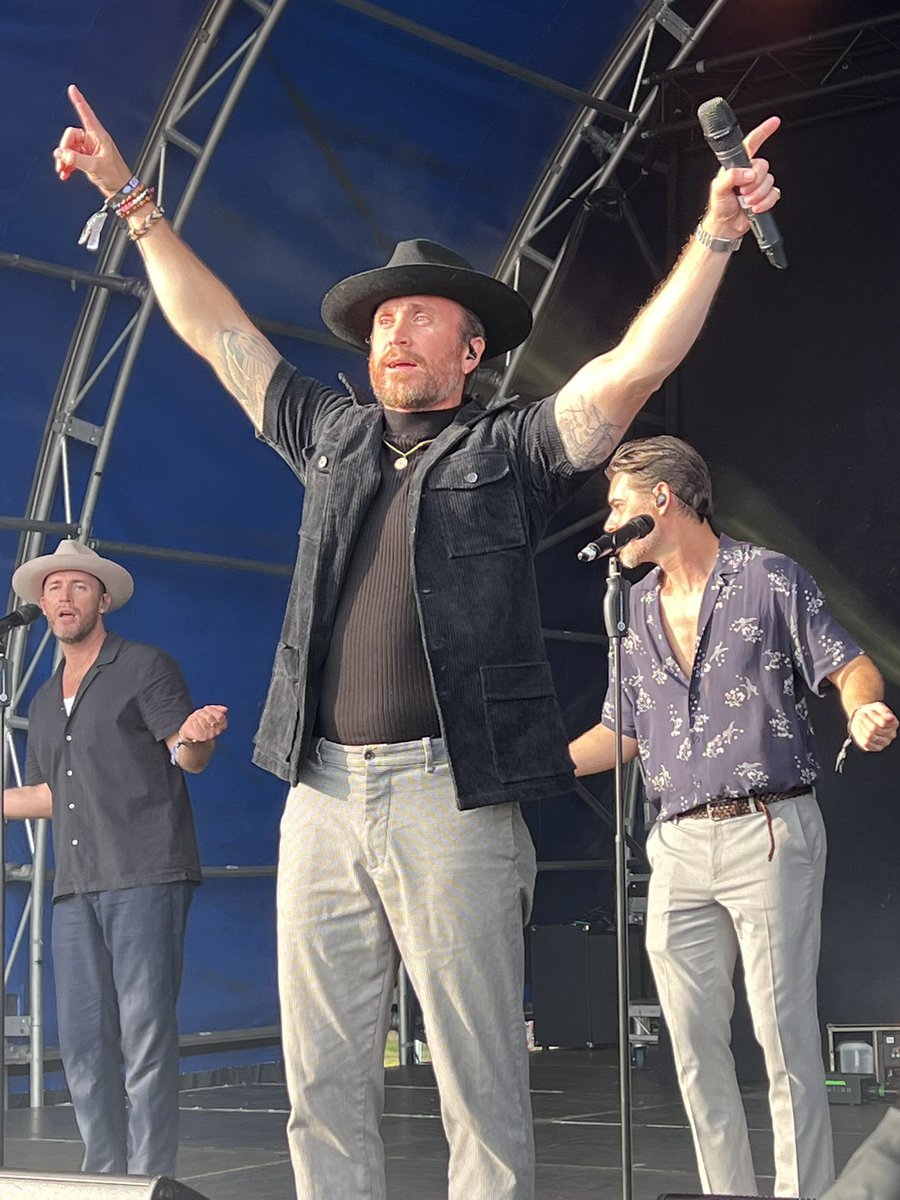 Helen Clark tweet media