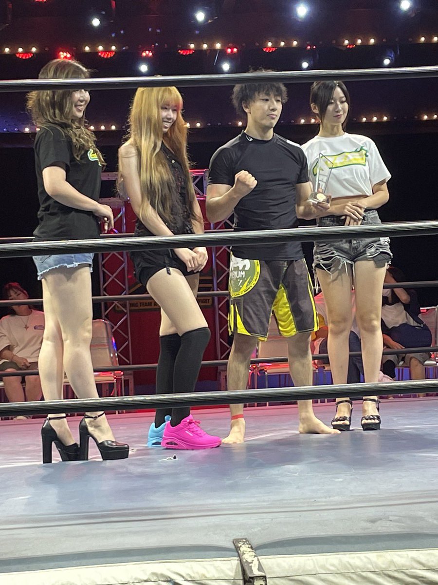 Yoshimotokakuto's tweet photo. [速報]
よしもと格闘技ブニュース
本日はきょうもかもがわ 松谷流行がACFのグラップリングマッチで勝利を飾りました🏅
今後とも応援宜しくお願いします！ https://t.co/958SV2eMmm