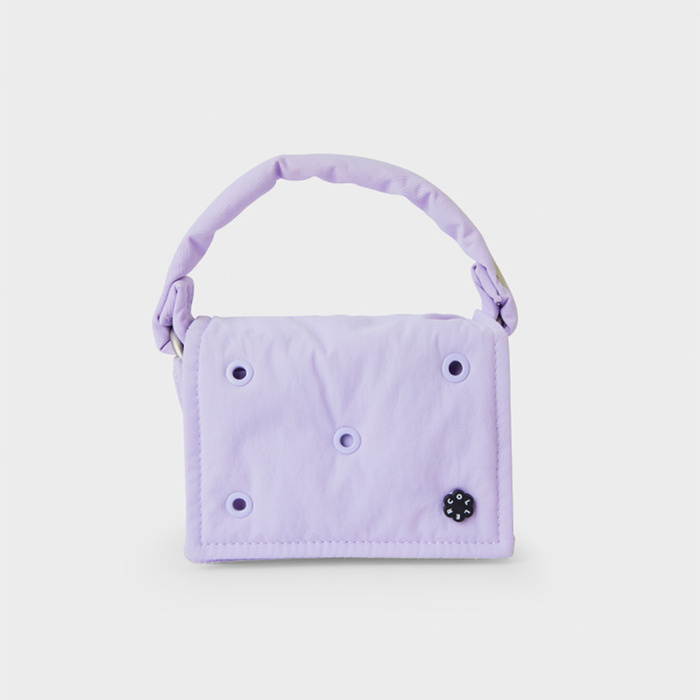 ilysbears's tweet image. Pre 🇰🇷 #Coller 

🖤 Petit Tote Bag Soft Lilac (5%) 1,850.-
🖤 EVA Basekit Bag Purple 1,090.-
🖤 Bucket Bag Soft Lilac (5%) 2,390.-
 
*💌 ส่งฟรี
#ตลาดนัดบังทัน #ตลาดนัดรถไฟฟ้าบังทัน