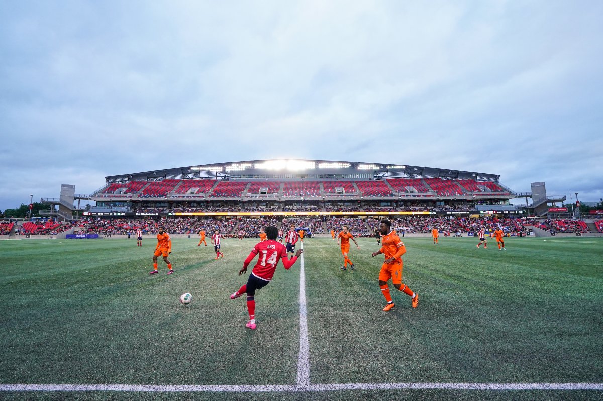 CA_AtHome's tweet photo. ๐จ๐ฆ CanPL
Intrigue in the @CPLsoccer playoff race continued tonight, as @atletiOttawa and @ForgeFCHamilton held eachother scoreless in a Saturday night affair in Ottawa.
ATO: n/a
FOR: n/a
#ATOvFOR | #CanPL (๐ธ via @FreestyleOttawa / Tim Austen and Matt Zambonin) https://t.co/nyErh2zR8j