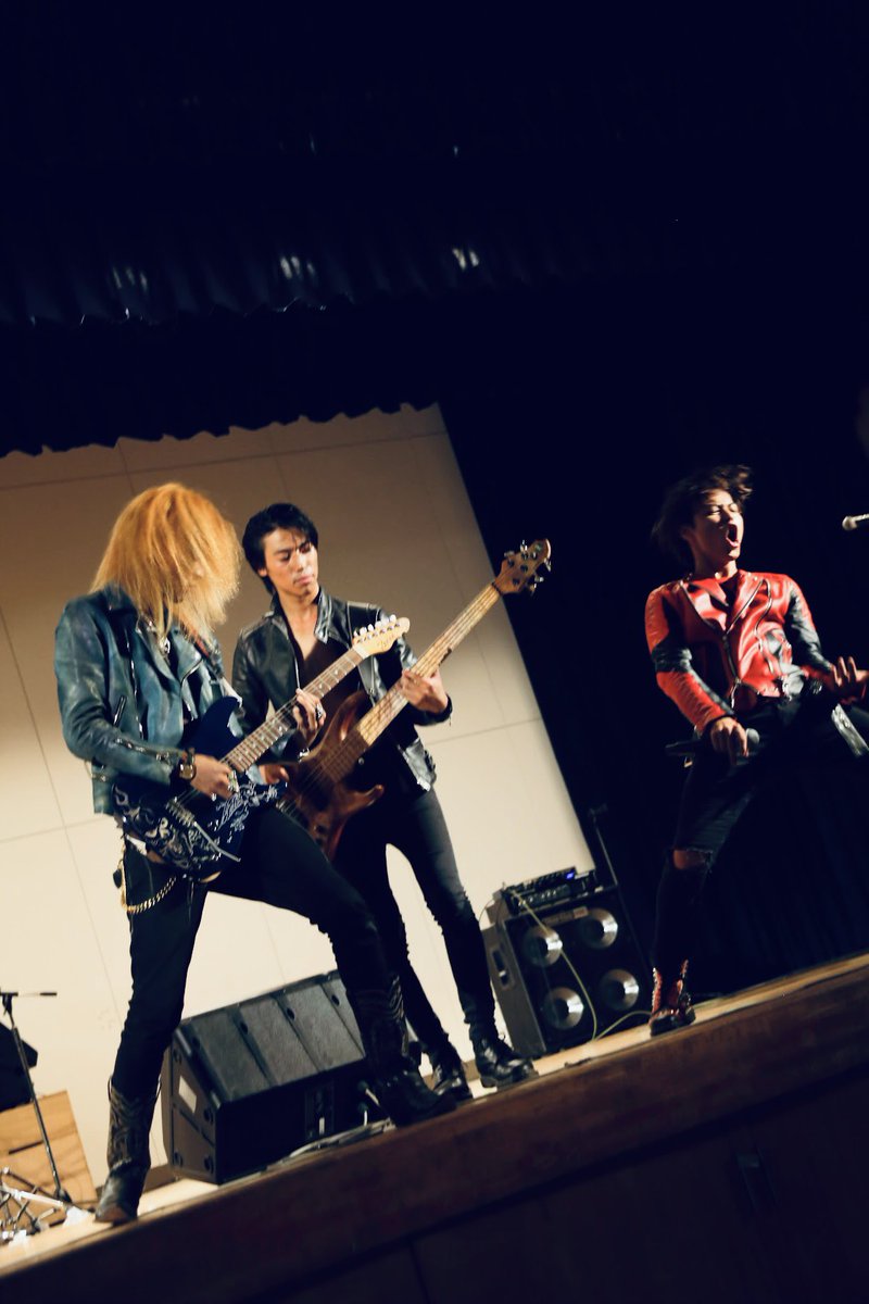 〈DISCOVERY MUSIC 2023.8.26〉

thank you❣️

今回のイベントでは
#KRØWN の現場補助
そしてイベントへの機材貸出で
携わらせていただきました

次回👑KRØWNのライブは↓

*＼押忍フェス～The Mixture～／*
　　　2023年9月3日(日)

会場： ESAKA MUSE(大阪)
⏰START 18:30

t.livepocket.jp/e/osufes_esaka…