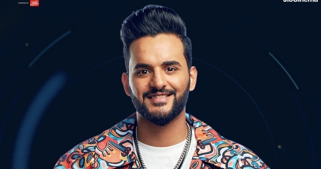 TheKhabriTweets's tweet photo. Most awaited live for #BiggBossOTT2 contestants 

#AbhishekMalhan  on Jio Cinema tonight 9PM https://t.co/dxvCe3VfZr