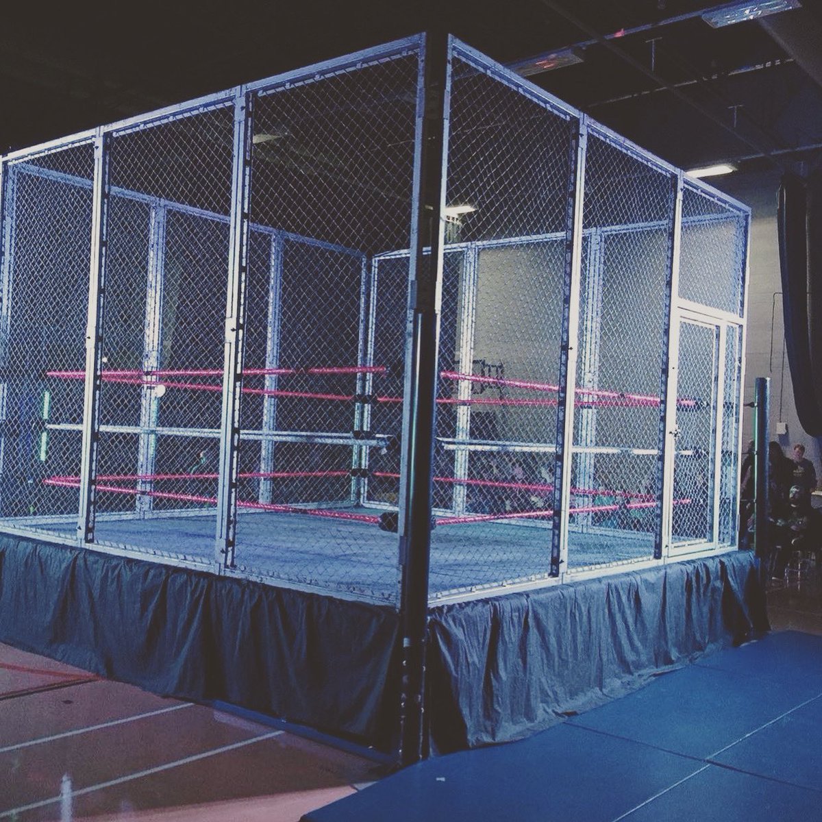 Today we bring the 15ft high steel cage to @brightonopenairtheatre for #brighton ‘s first ever #cagematch Can’t get to @aew #allin ? Come and join us All In the cage today from 1pm! Tickets brightonopenairtheatre.co.uk/event/live-wre… or on the door. #wrestling #wrestler #cage #whatsonbrighton