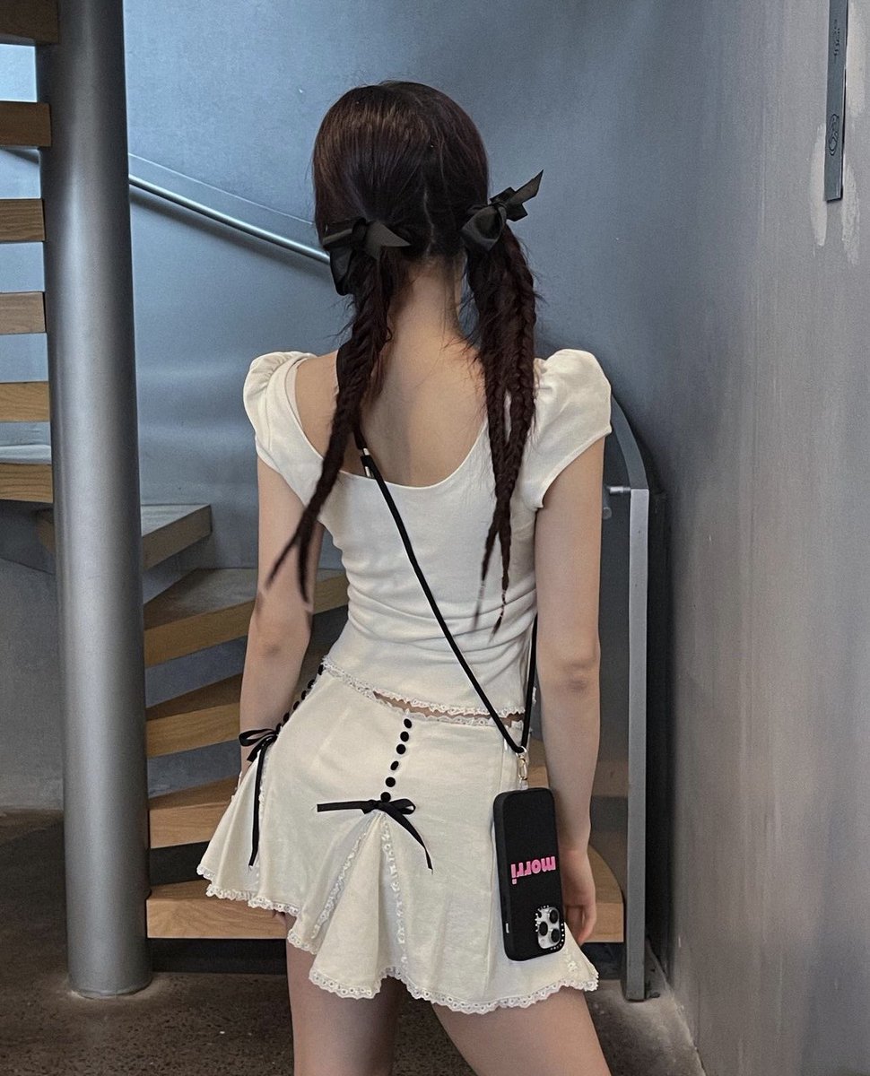 peachxpls's tweet photo. ชุด ononmade รุ่นนี้คือน่ารักมากกก ความโบว์ความลูกไม้ต่างๆคือน่ารักสุดๆๆ ขายดีจนที่เวียดนามของหมดแล้วอ่ะแง้ รอร้านผลิตอีกที 2-3 สัปดาห์เลย ใครรอได้ทักมาเลยงับ🤲🏻🎀🪡 https://t.co/yZTpZwhsD9