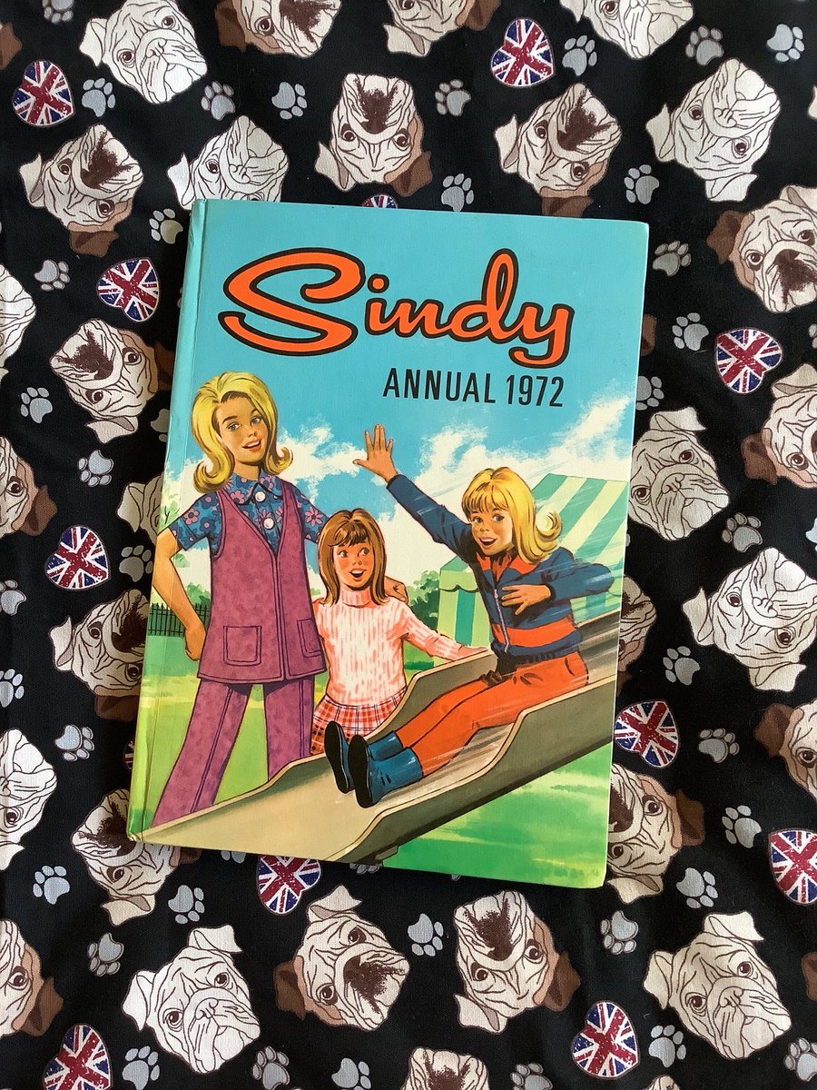 WatsonsVintage's tweet photo. NEW LISTING This Rare Vintage 1972 Sindy Annual is such fun and what a MARVELLOUS Nostalgic Gift idea! https://t.co/4CJBBb0xYU #Rare #Vintage #ChildrensBook #SindyDoll #Collectable #1972Annual #RetroGift #KitschGift #ChildhoodNostalgia #FunGift https://t.co/U0BnvQIbs2
