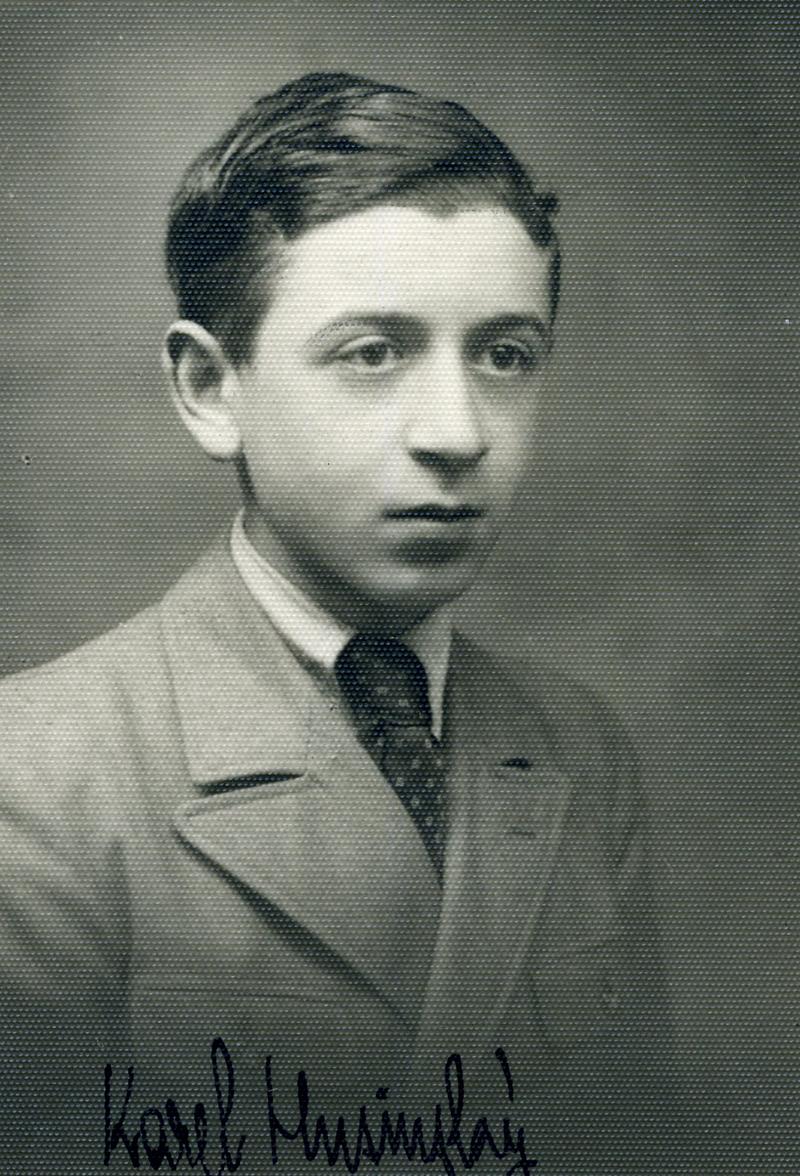 Auschwitz Memorial tweet media