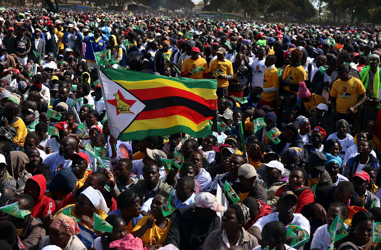RestingUser1's tweet photo. [LISTEN] Sunday Discussion: Reactions to the election outcomes in Zimbabwe.
#TheWeekendView #sabcnews #ZimbabweElections2023 
https://t.co/c3FPYU0xxY https://t.co/YRZTdoXoW1