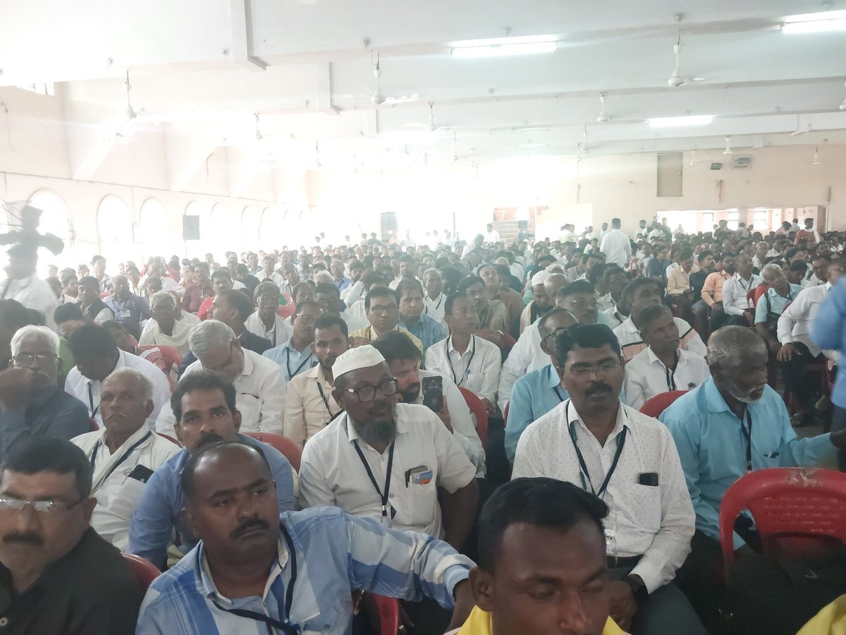 bangar_sujit's tweet photo. Maharashtra state convention in parbhani
#BAMCEFStateConvation https://t.co/dHtK1FS0Y9