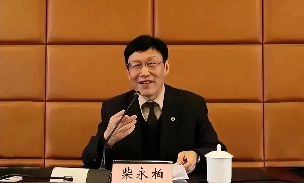 NFTCOS3's tweet photo. 听说音乐学院的女教师，一般都很漂亮。听说四川的女孩子，一般也很漂亮。真是的，野猪闯进了百花园。88名女教师，被这货睡了87个。 https://t.co/TNaDJTVVm2