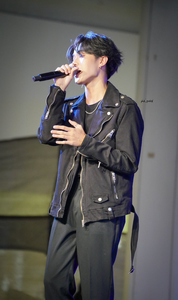 ลุคงานนี้เต็ม 100 ให้ 120 ดีเกิน🫠🫠🫠 <a href="/JohnNattachot/">John Nattachot</a> 

#johnnattachot  #ดวงใจของเจ้าจอห์น 
#MellowPOP