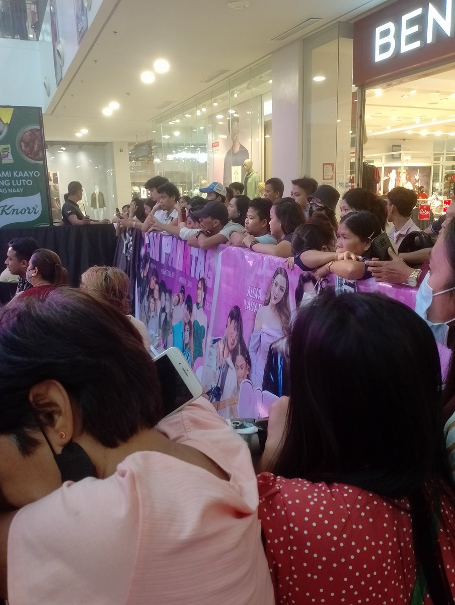 janeyjane281's tweet photo. @Povee12 @kdlexbisdakzOFC @kdestrada_ @alexailacad @DreamscapePH @ericjohnsalut @starmagicphils I'm here 😝 https://t.co/H6xpFrRRa5