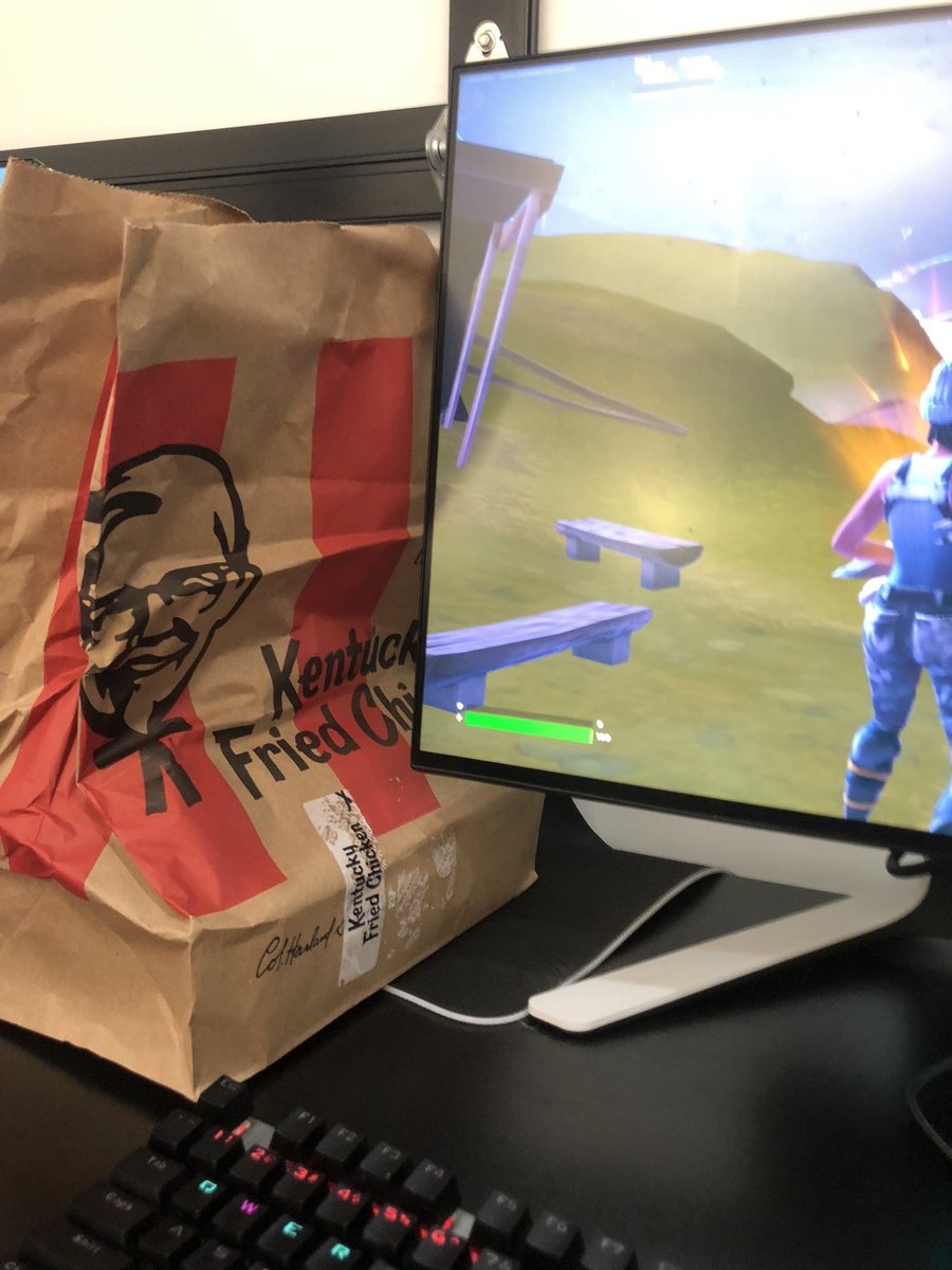 JFT Qhvst tweet media