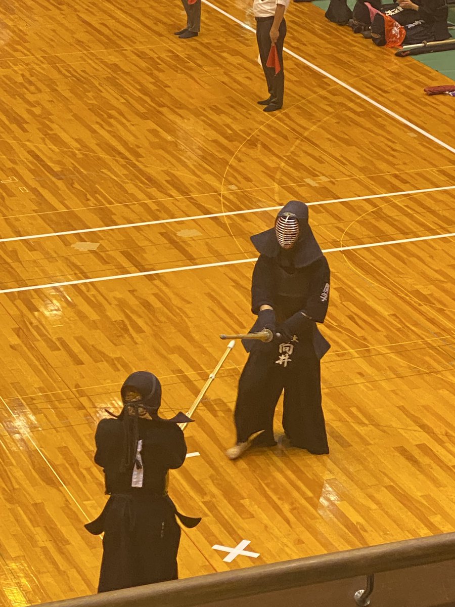 本日、高砂市総合体育館にて兵庫県民スポーツ大会が開催されました。
結果は、
男子団体優勝🏅
女子団体準優勝🥈
となりました！全関と全日に向かってチーム一つとなって全員で精進して参ります！熱い応援ありがとうございました😊
#Kgkendo
#全日全関
#団体優勝🏆