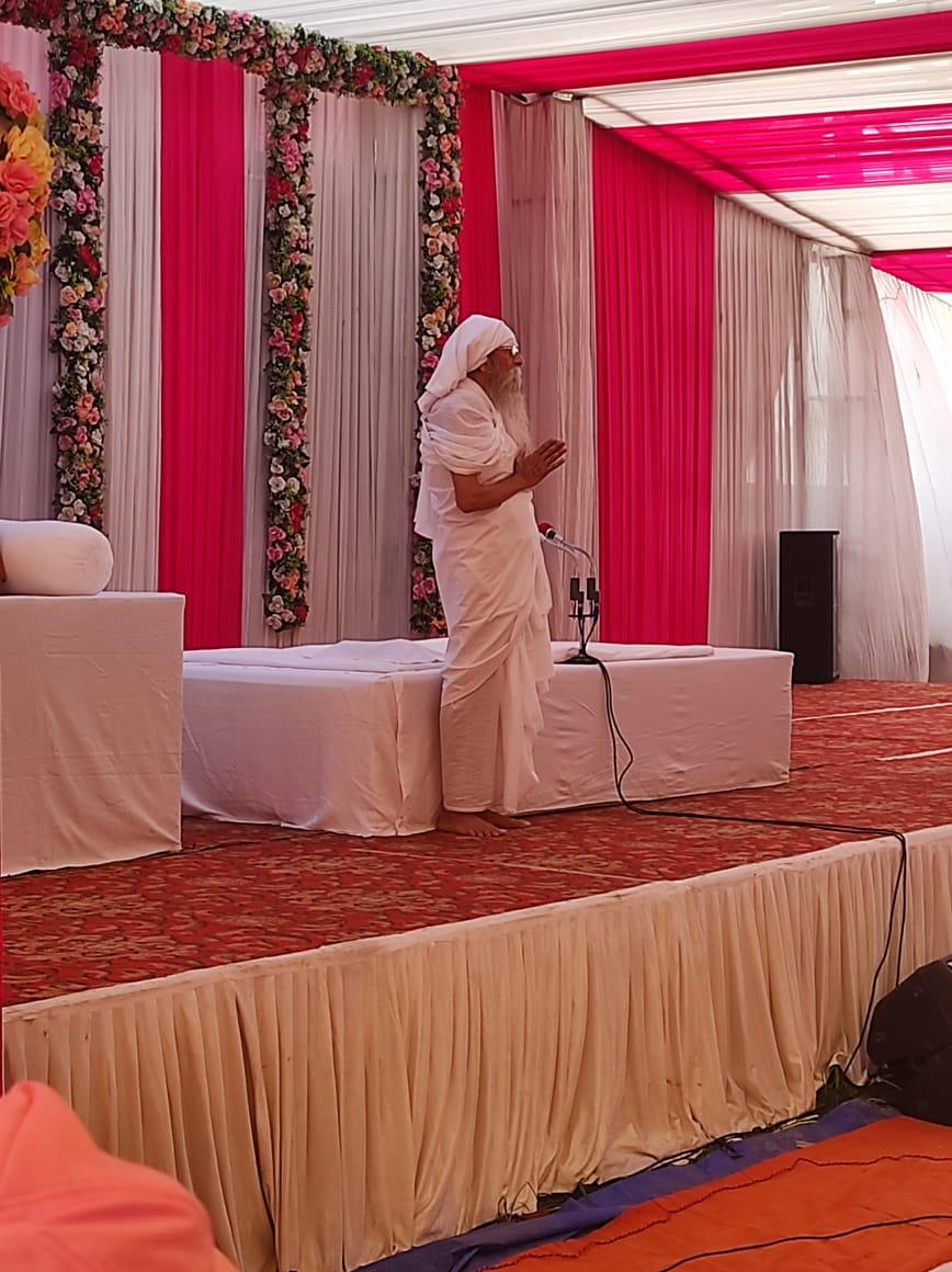 जीवों पर अत्याचार तुम करो बद
पशुओं शिकार पर भी लगाओ प्रतिबंध
रक्षाबंधन पर बाबा जयगुरुदेव का संदेश
#जीव_रक्षा_का_लें_संकल्प