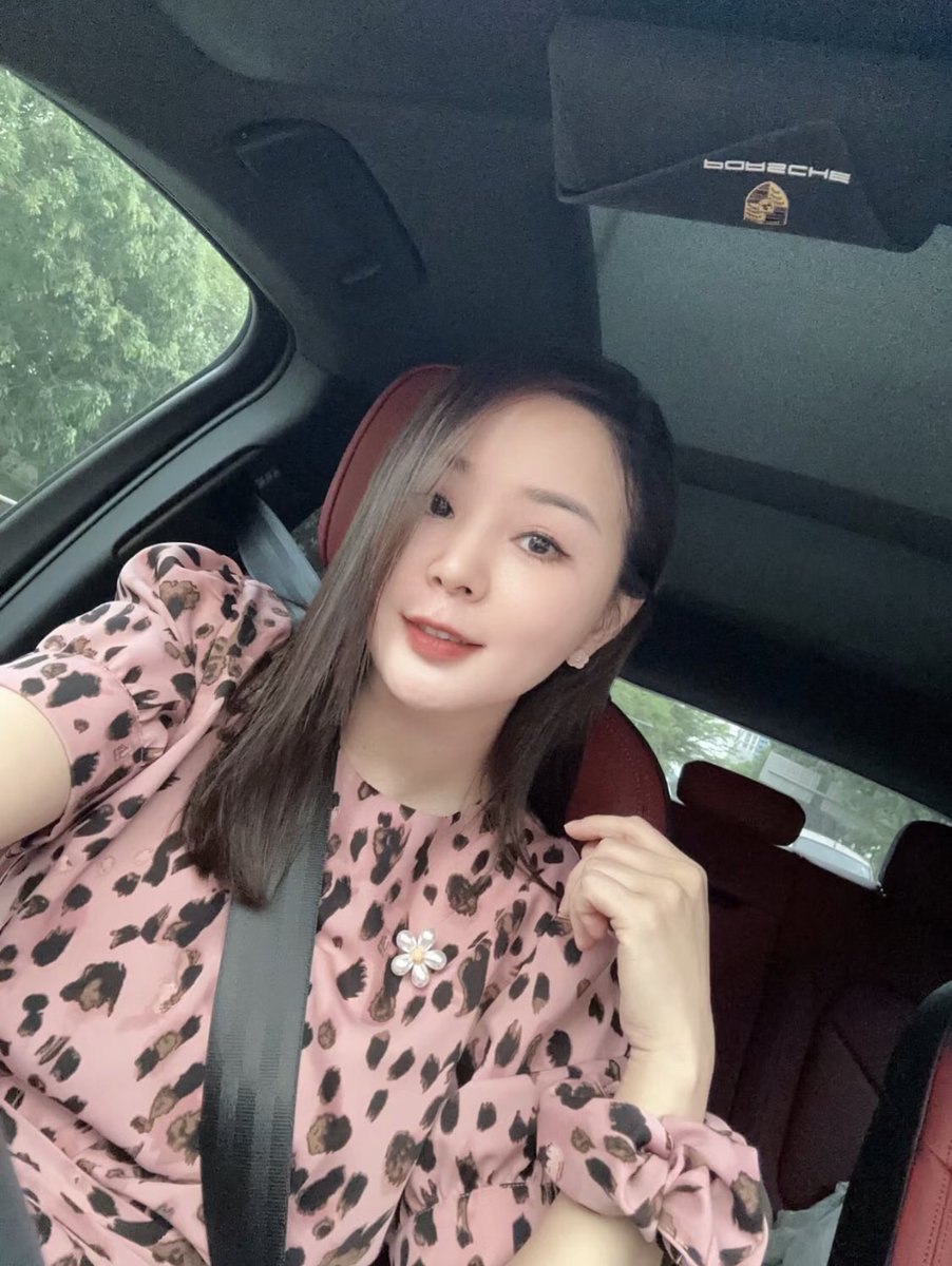 很喜欢导航的一句话，你已偏离路线，已为你重新规划路线请在合适位置掉头人生亦是如此该多好 感谢大家关注😘