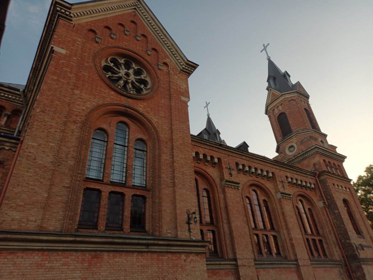 andrushaskk tweet media