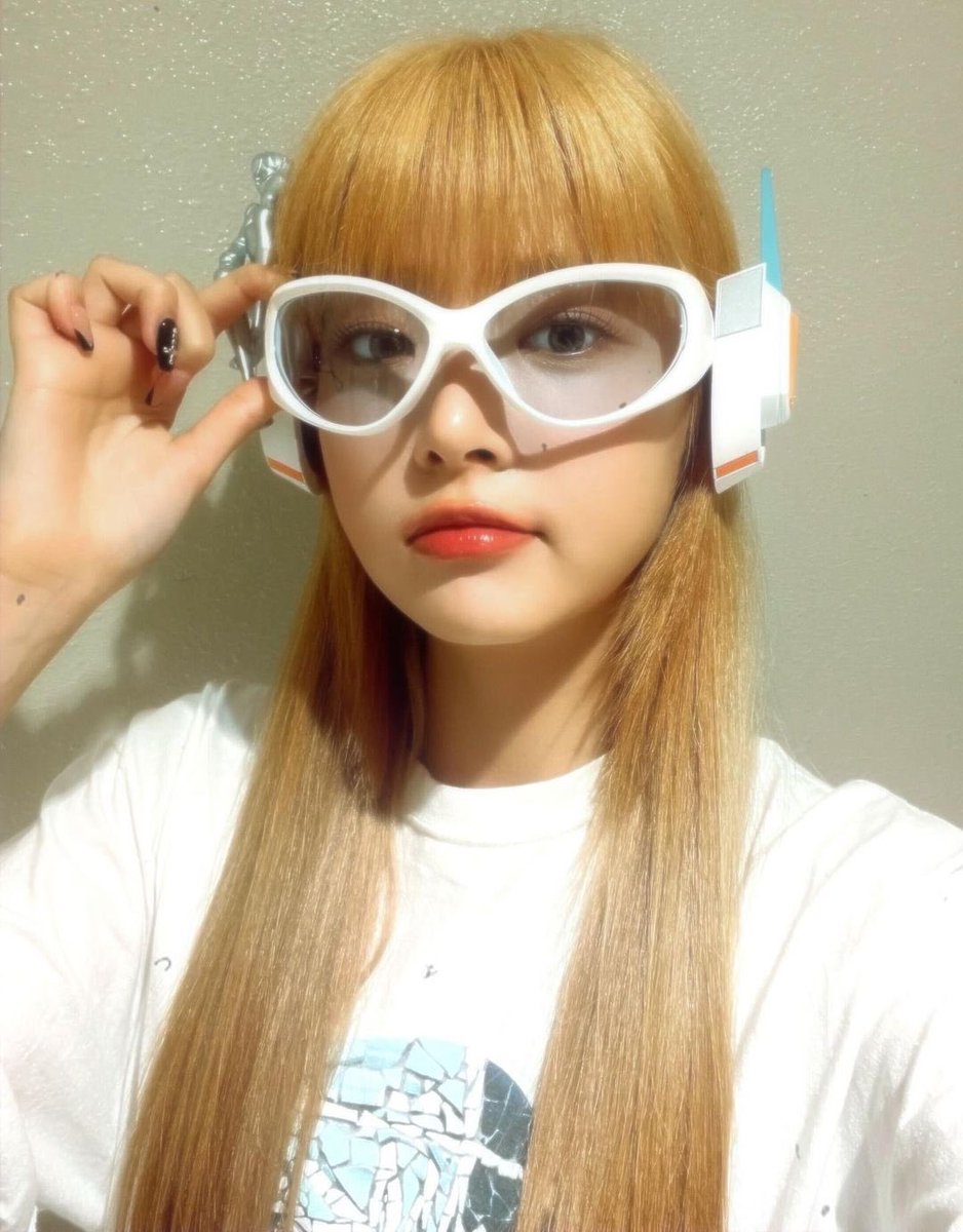 sserapics's tweet photo. eunchae instagram update https://t.co/IZ4dI8CPpn