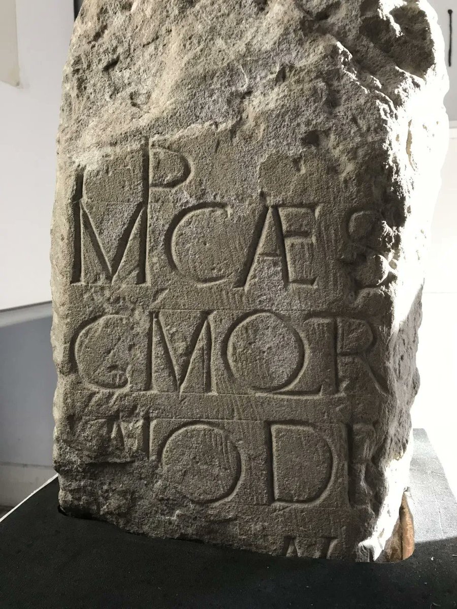 Up close to one of our Milestones 🔎 

Dedicated to the Emperor Decius (249–51).

Likely salvaged from the nearby Roman road and re-used as a step, since the face is unweathered but the back is worn.

 #RomanBritain #RomanVilla #Archaeology #Rockbourne #BankHolidayWeekend