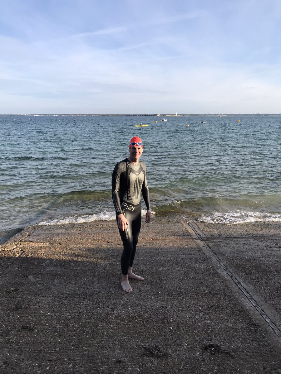 After an early start, made it across the Solent (my 8th time) safely in 29 minutes. There may be life in the old dog yet. Well done to all the swimmers who completed the crossing and thanks to all the volunteers @WW_SportsCentre  and @FLifeboat amongst others, keeping us safe.