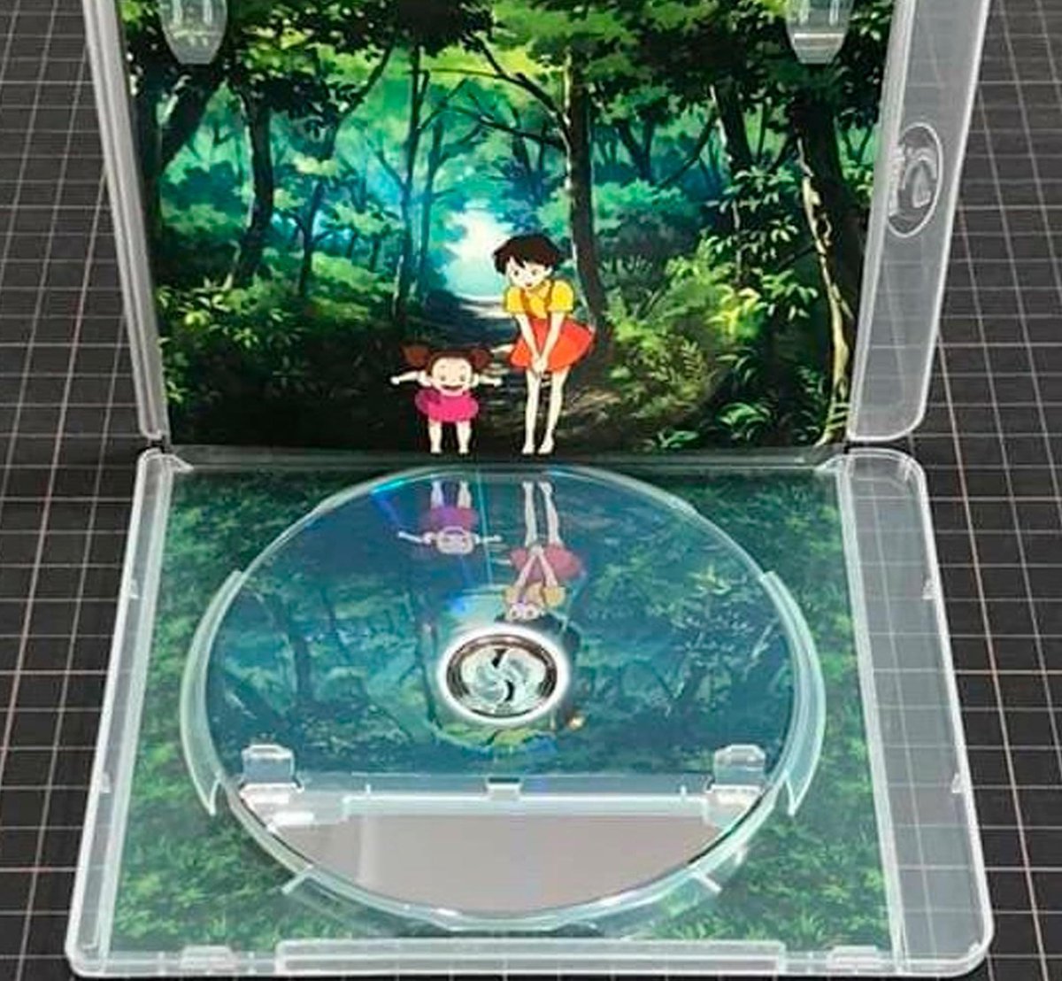 Roybattyforever's tweet photo. Edición blu-ray, nivel dios. https://t.co/8nkkc8Yt1V