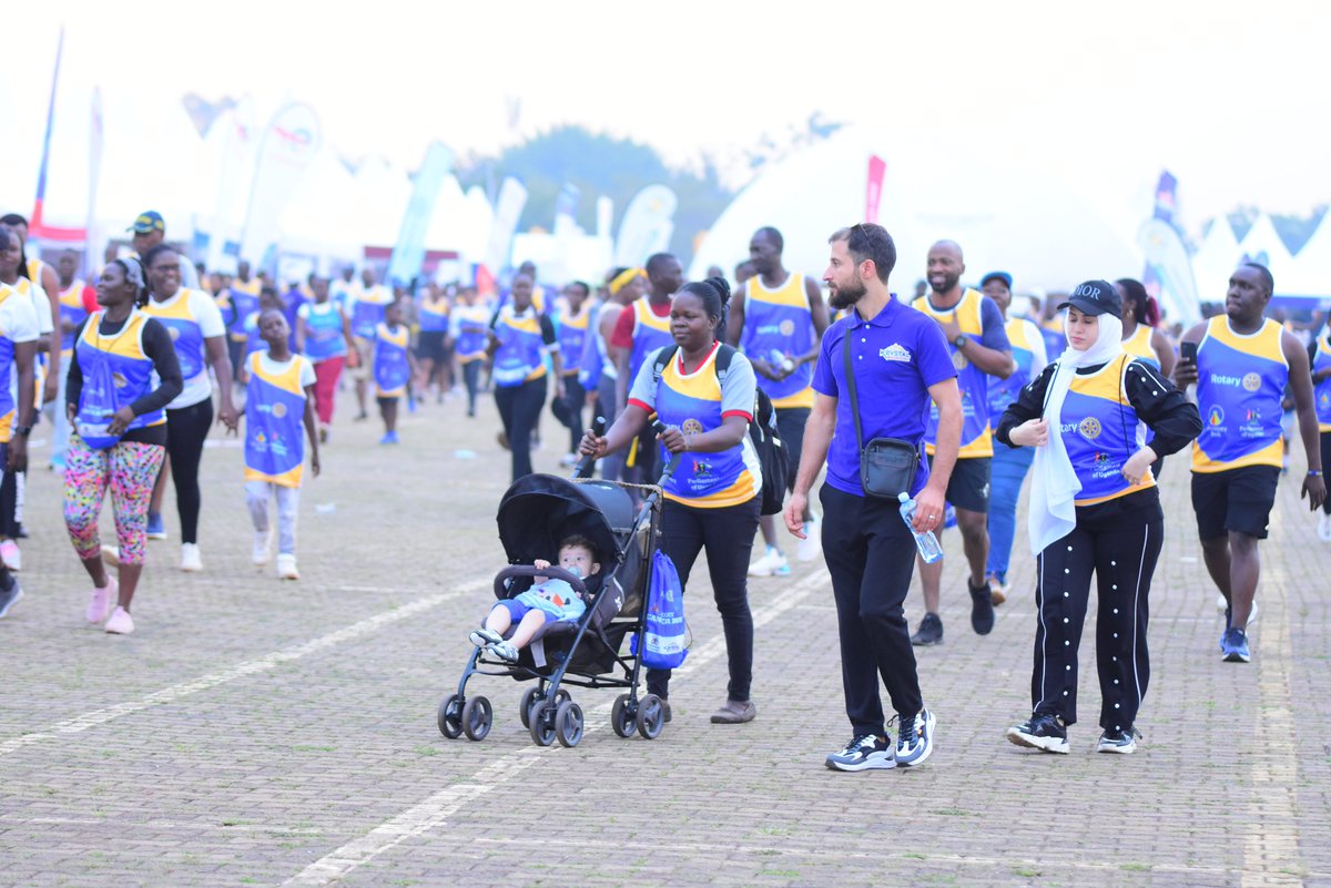 CentenaryBank's tweet image. BTW Good morning! Today is one of those days where the smiles and excitement on our faces are top tier because we came to #RunForHope  #RotaryCancerRun23