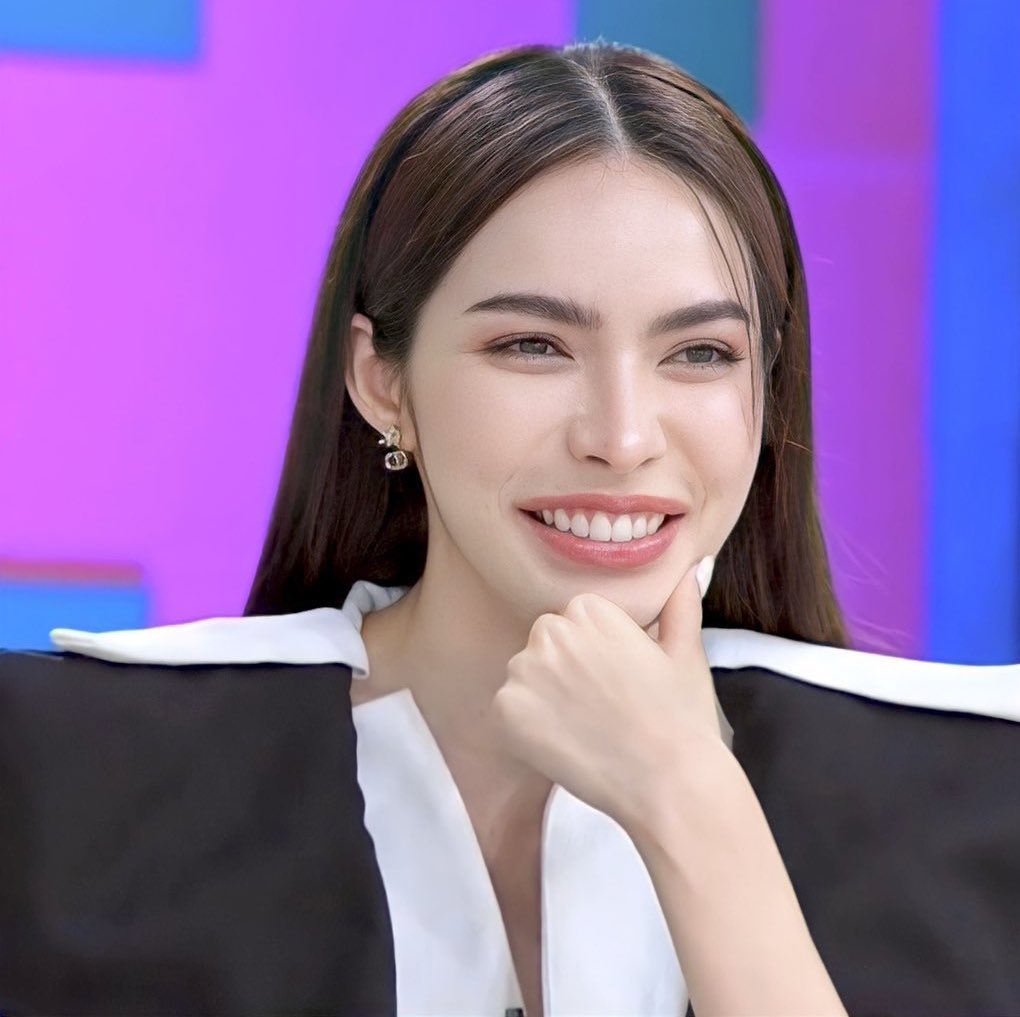 itscharlotty's tweet photo. 🖤 #ศึก12ราศีxอิงฟ้าชาล็อตep1 https://t.co/YE6fcVKPHq