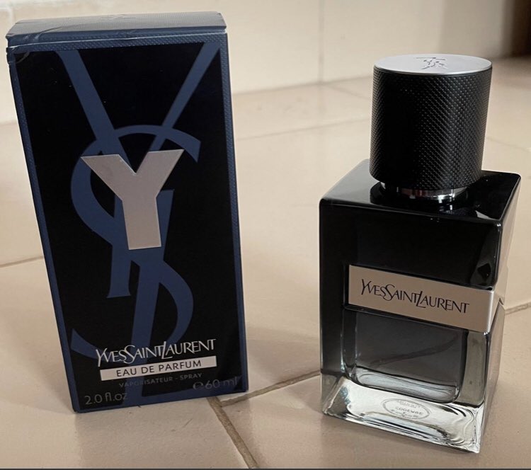 عطر Yسان لوران edp
عطر شبابي درجة اولى ، من العطور اللي ماتنسي ريحته والاهم ادائه عالي ، جوكر و يستخدم لكل الاوقات و الفصول ، بالنسبالي افضله على بلو دي شانيل و سوفاج 👍🏽
#رابطة_عشاق_العطور