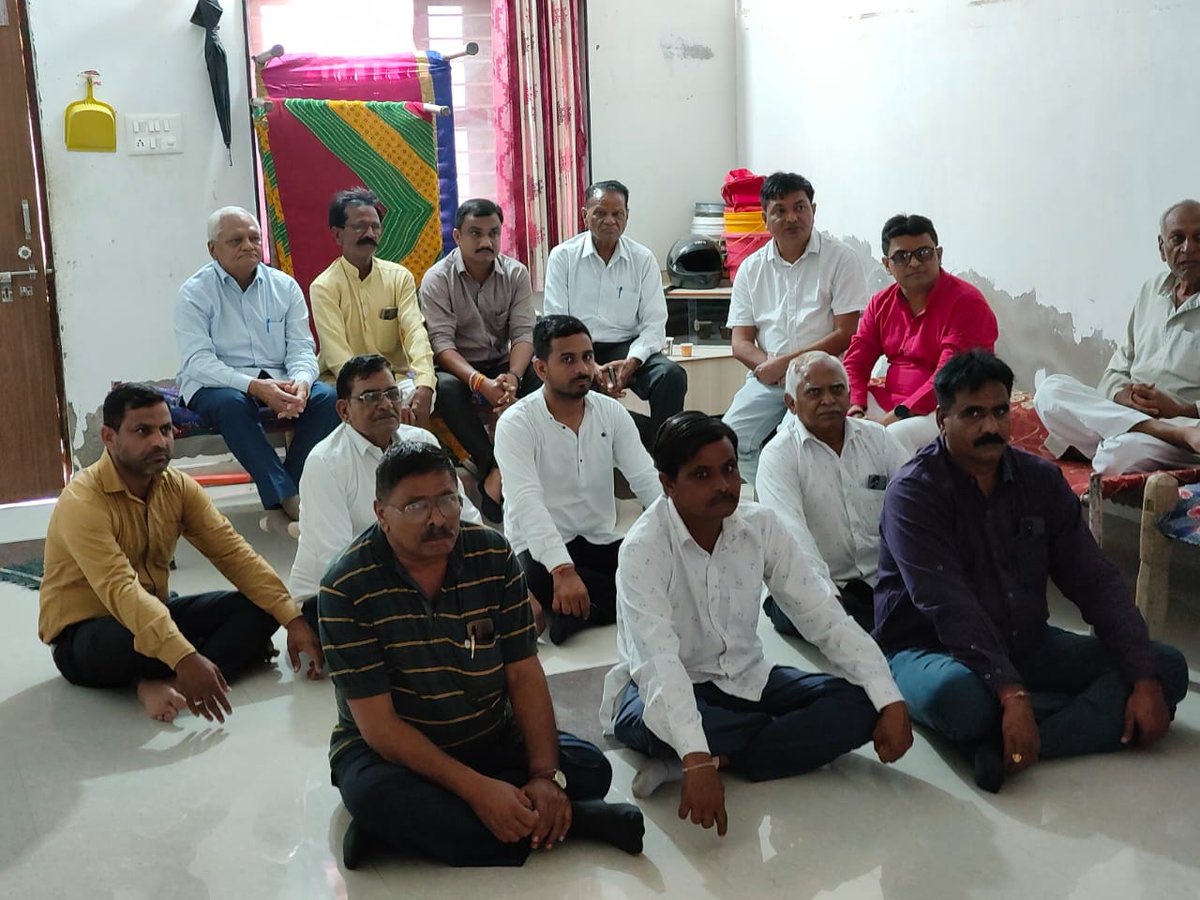 devendrasinh162's tweet photo. #મન કી બાત @મોટપ બેચરાજી https://t.co/wYmBoyKtcb