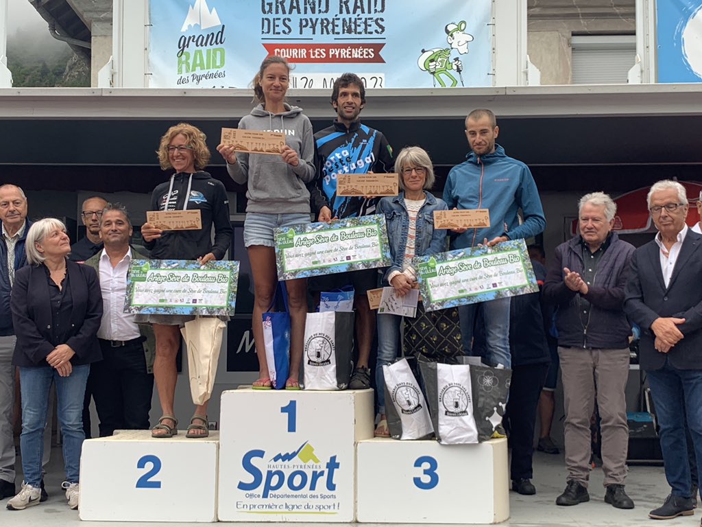 PODIO GRP 2023 CIEN MILLAS.
🏅Guilherme Lourenço 🇵🇹
🏅 Celine Finas 🇫🇷
GRP23 👉 carrerasdemontana.com/tag/grp-2023/ <a href="/GRP_trail/">Grand Raid Pyrénées</a>