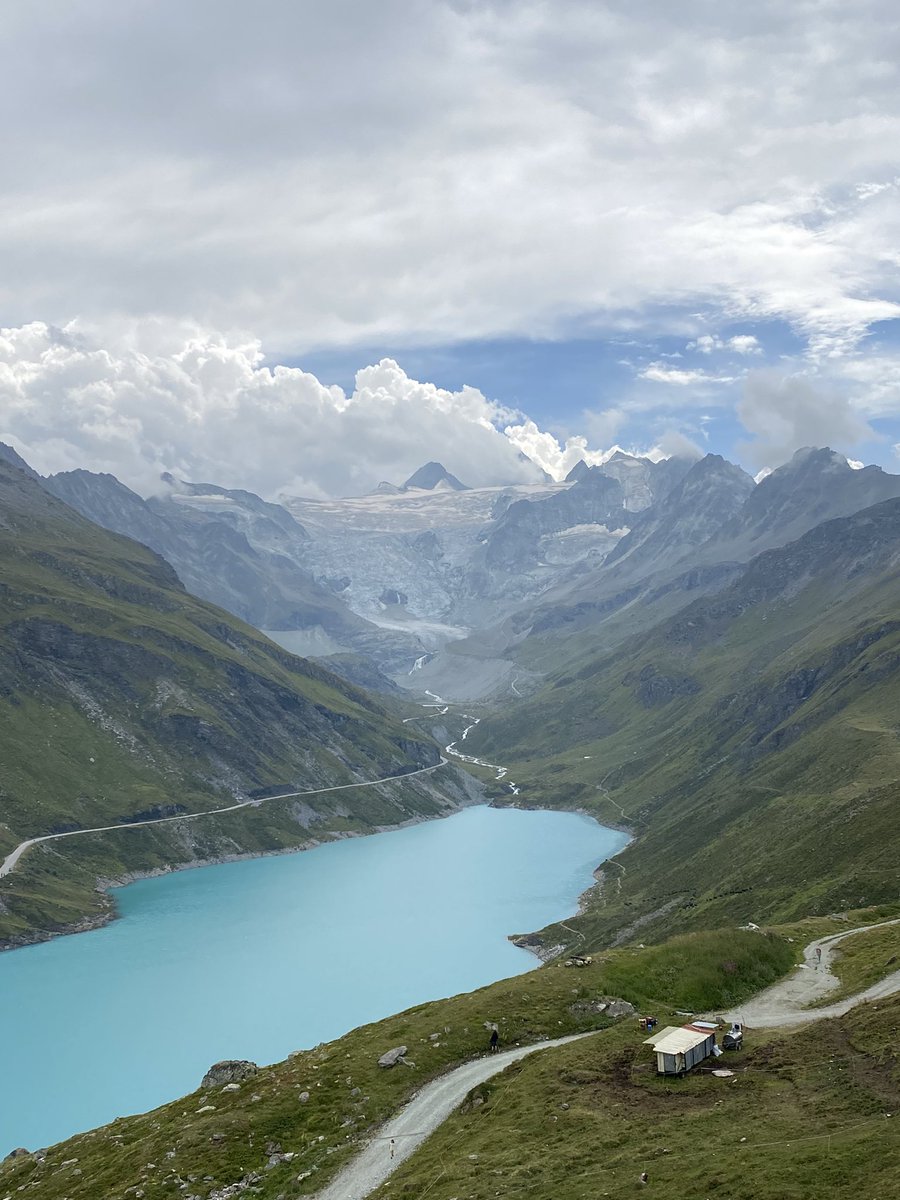 Fab week hiking in the Swiss Alps but oh my, the level of glacial retreat was really terrifying. 

The last few decades has seen these glaciers retreat by 100s of meters. And will likely disappear in my lifetime. 

Humbling and heartbreaking in equal measures.