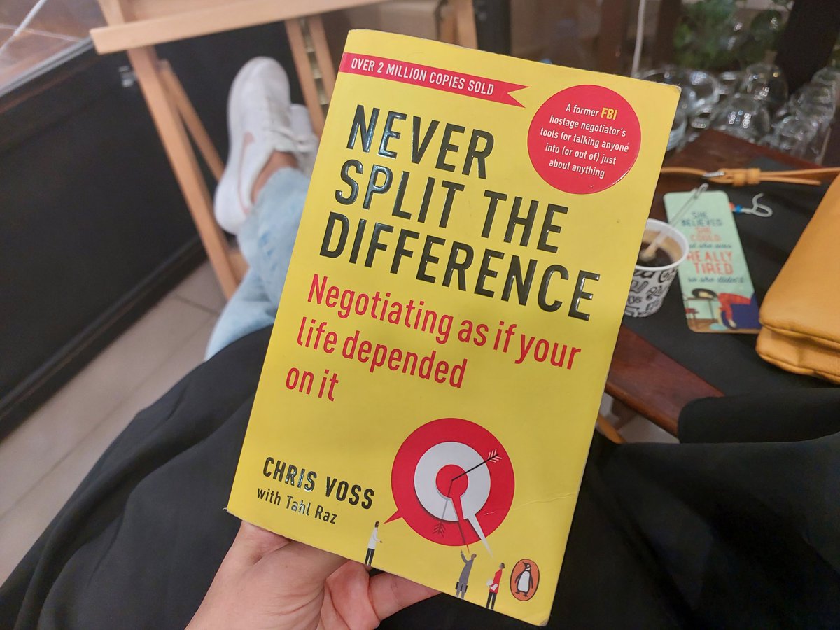 Zora Nouari tweet media