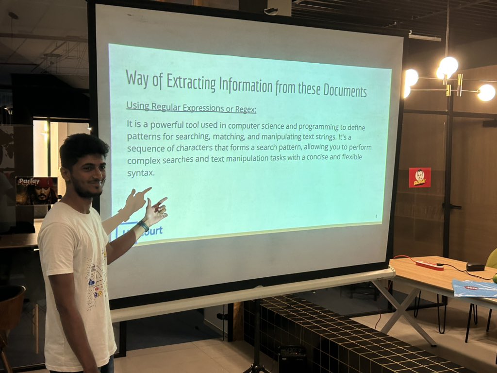 hackersmang's tweet photo. @AgentT30 talks about how LLMs are used to retrieve Legal Data at @UniCourtInc during the #MangaluruAI23 https://t.co/Vogu6vChaE