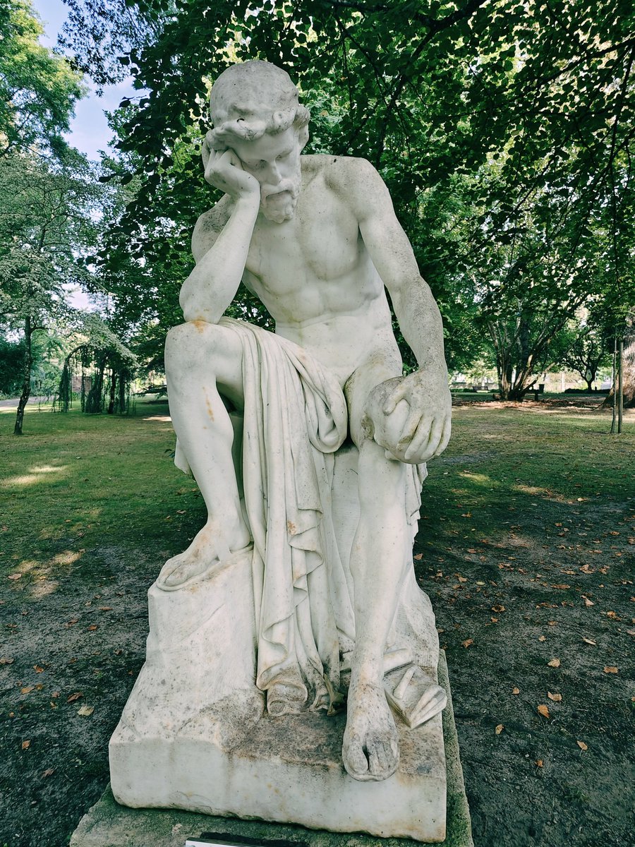 donylandes's tweet photo. #Democrite méditant sur le siège de l'âme...
Statue Parc Jean Rameau #MontDeMarsan #Landes 🇫🇷 27/08/2023
Sculpteur #LéonAlexandreDelhomme 1841/1895🙏 https://t.co/oArmSBcIj3