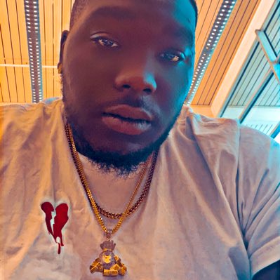 itsTAY_DuMMY's tweet photo. #NewProfilePic https://t.co/fk94ZMwiMY
