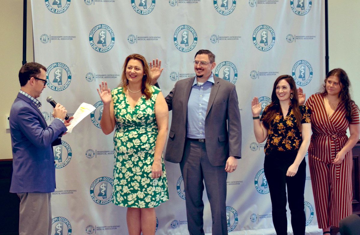 DOsofMOMA's tweet photo. At our Annual Business Meeting, Tiffany Worthington, DO was elected and sworn-in as President-Elect, Jonathan Reves, DO as Treasurer, Katherine Pannel, DO as Secretary, Victoria Ross, DO as an At-Large Director, and Brooke Baudoin, OMS as Student Representative. #DoctorsThatDO https://t.co/DbmvxfBhpV