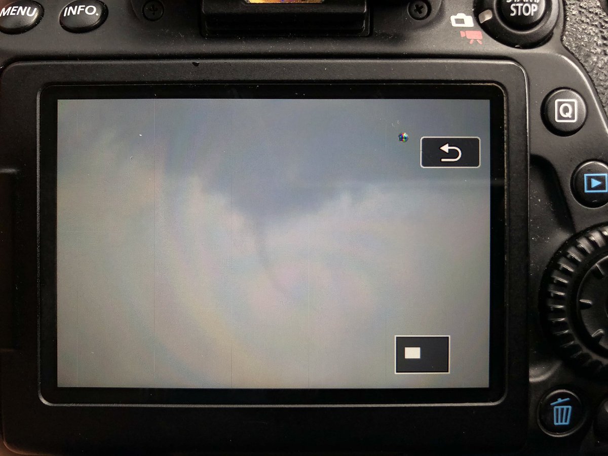 Het is wel raak vandaag! Funnel #3 16.05-16.10u vanaf de Afsluitdijk richting NW <a href="/helgavanleur/">Helga van Leur ☀</a>
<a href="/weermanrobert/">➡️ Robert de Vries</a>
<a href="/Weerplaza/">Weerplaza.nl</a>
<a href="/BuienRadarNL/">Buienradar</a>
<a href="/StormchaserNL/">Wouter van Bernebeek</a>
<a href="/WilliamHuizinga/">William Huizinga</a>
@weermanreinier #waterhoos <a href="/knmi/">KNMI</a>