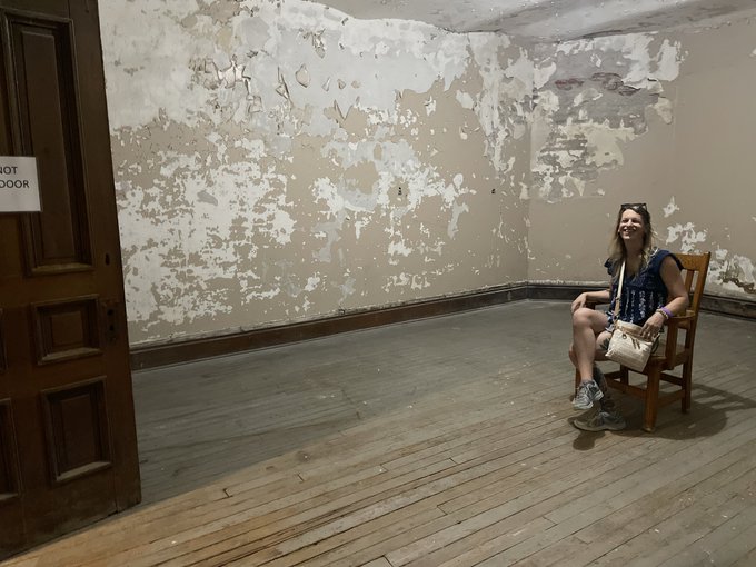 Hanging with Andy and the boys at Shawshank prison with @columbo_mario https://t.co/3xugjQCRS3<a href="/tag/mvsales"class="tags"><span>#mvsales</span></a>