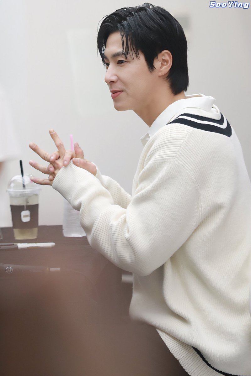 SooYing_'s tweet photo. 📷 23.08.27  「COEX 사인회」

🩵 帅の咧咧咧.~

#유노윤호 #정윤호 #YUNHO #CHUNGYUNHO #UKNOW 
#ユノ #ユンホ 
#동방신기 #东方神起 https://t.co/pnbDsnR7bj