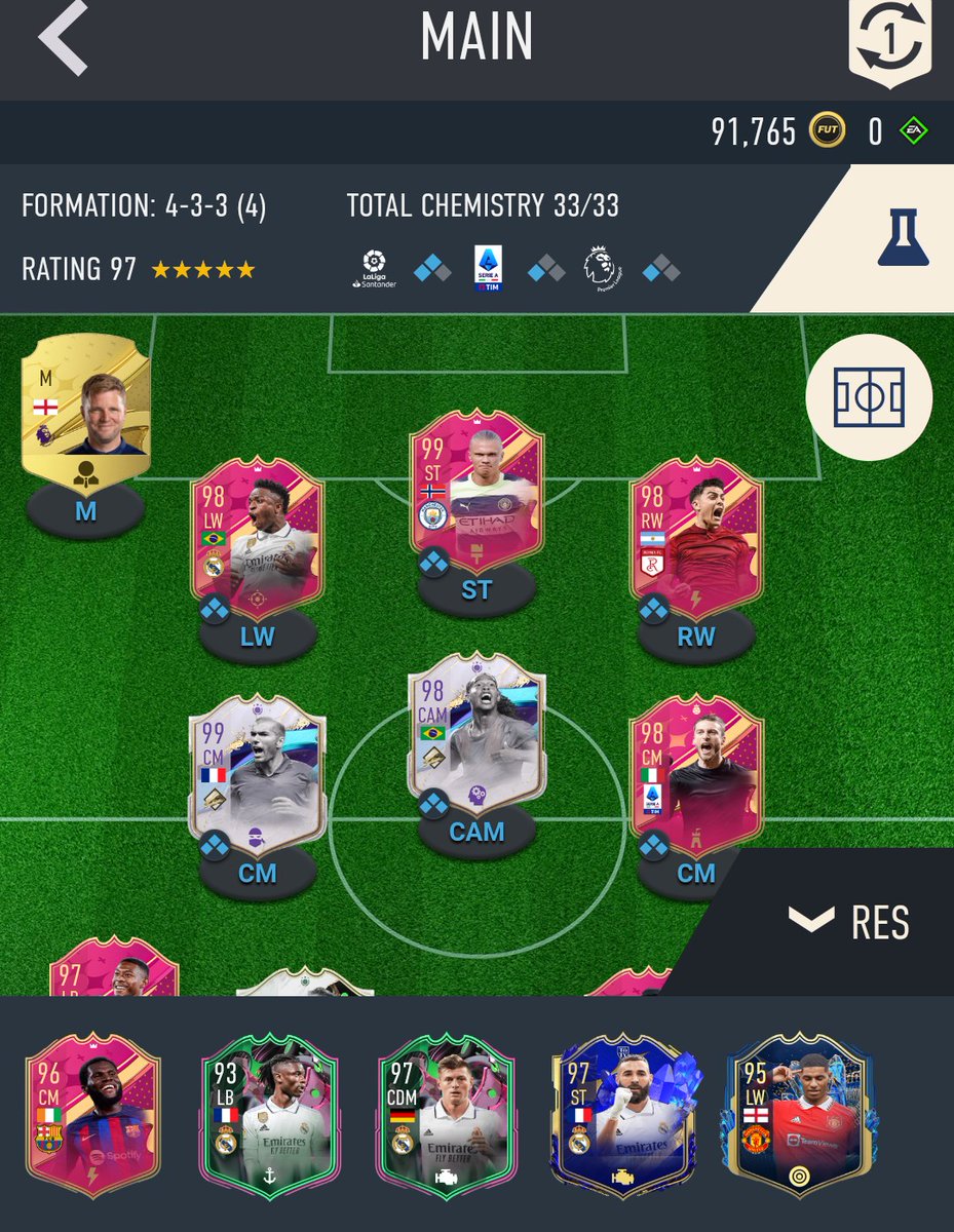 ASjsbsbs's tweet photo. @eafcgamenews Same but at least have this team 
Rate it + any improvements ? https://t.co/aOAAaquPPw