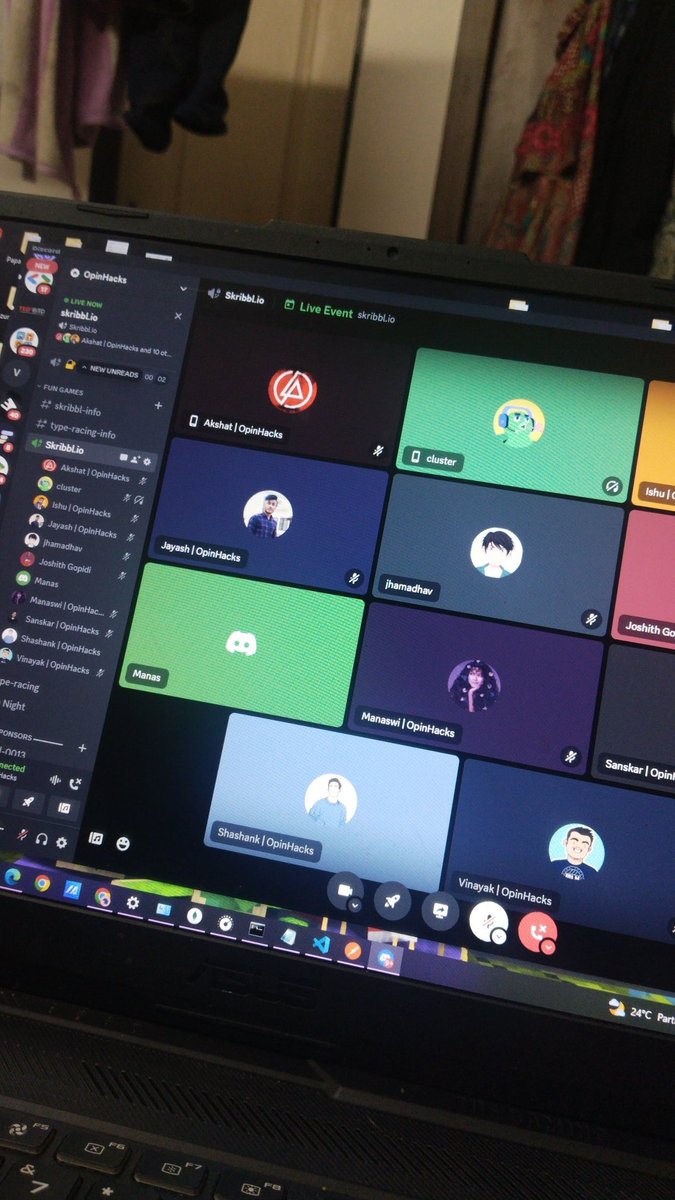 ig_rawx's tweet photo. Skribbl fun night @opinhacks discord server hop in now 
#Opinhacks #Opinhackers https://t.co/6b17j1ltvE