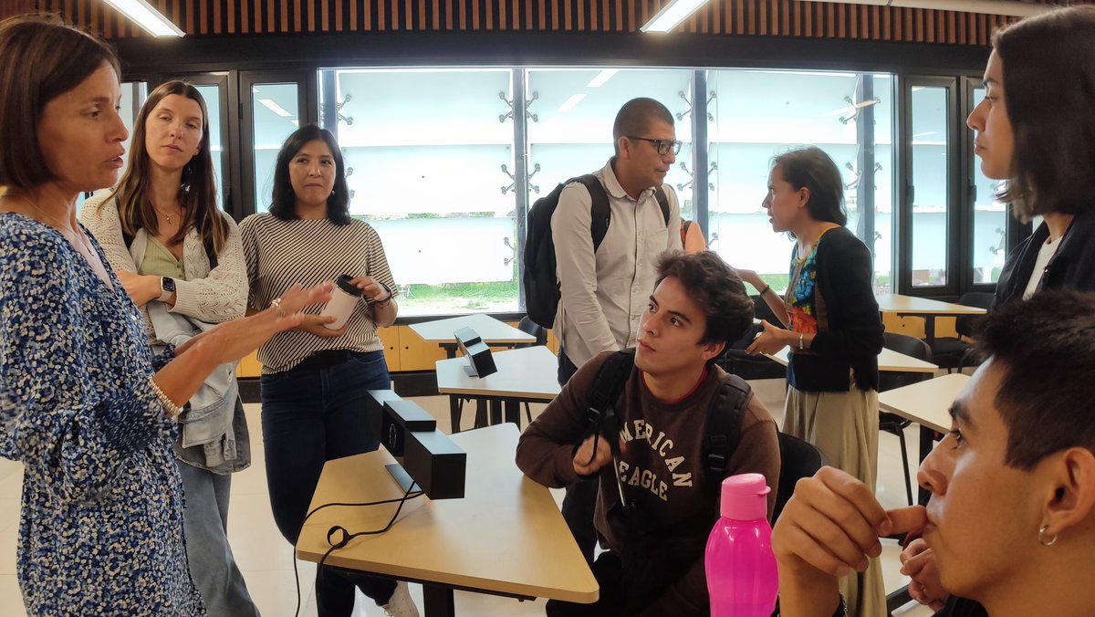 Cecilia Flores (@cfloreslab) on Twitter photo Very happy to have visited the amazing <a href="/EnesJuriquilla/">ENES Juriquilla</a> in Mexico and to share and discuss my work with very brilliant undergraduate and graduate students Very happy to have visited the amazing <a href="/EnesJuriquilla/">ENES Juriquilla</a> in Mexico and to share and discuss my work with very brilliant undergraduate and graduate students