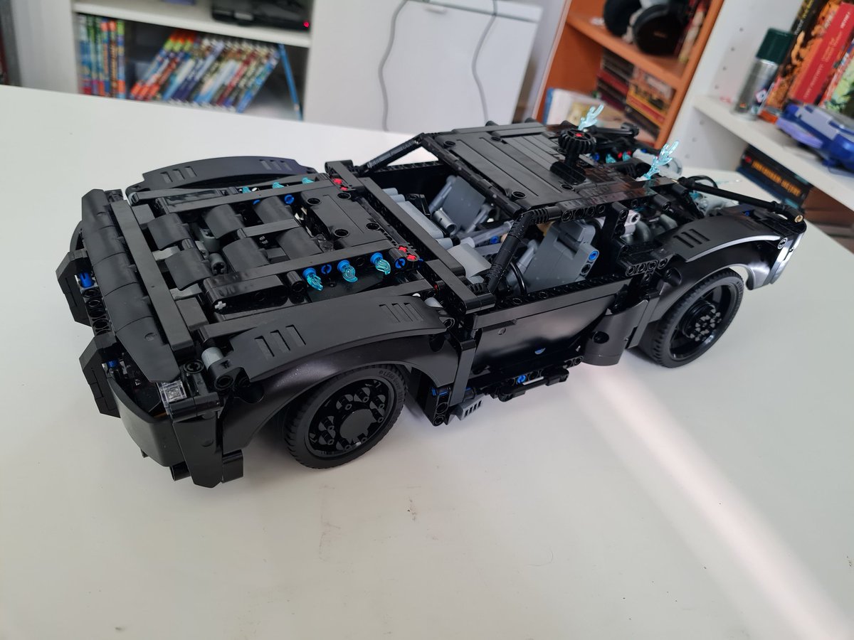 GamerOTFuture's tweet photo. Mein Meisterwerk. #TheBatman #Batmobil #RobertPatterson https://t.co/psVfiYtGsw